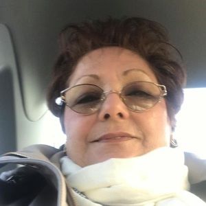 Meet your Posher, Ana